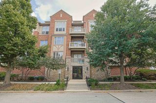 1739 Tudor Lane 308, Northbrook, IL 60062