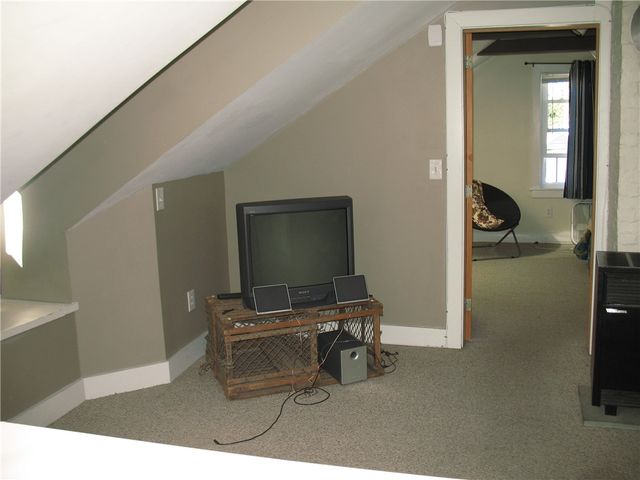 15 Webster Street 3, Newport, RI 02840