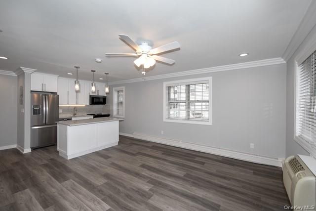 07 Spinningwheel Road 1B, Massapequa, NY 11758