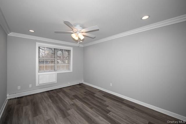 07 Spinningwheel Road 1B, Massapequa, NY 11758
