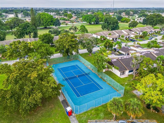 6343 W Pinehurst Cir W W D36, Tamarac, FL 33321