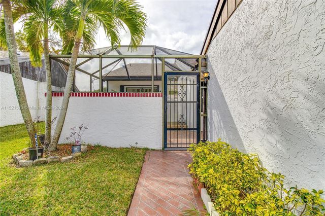 6343 W Pinehurst Cir W W D36, Tamarac, FL 33321