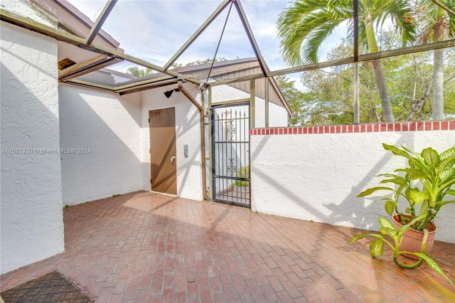 6343 W Pinehurst Cir W W D36, Tamarac, FL 33321