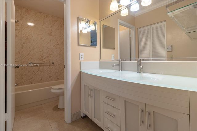 6343 W Pinehurst Cir W W D36, Tamarac, FL 33321