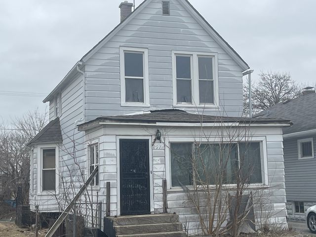 297 W 14th Place, Chicago Heights, IL 60411