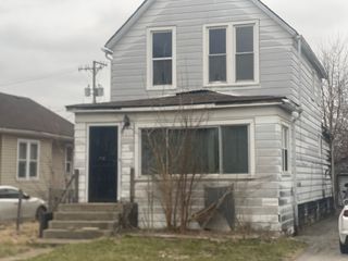297 W 14th Place, Chicago Heights, IL 60411