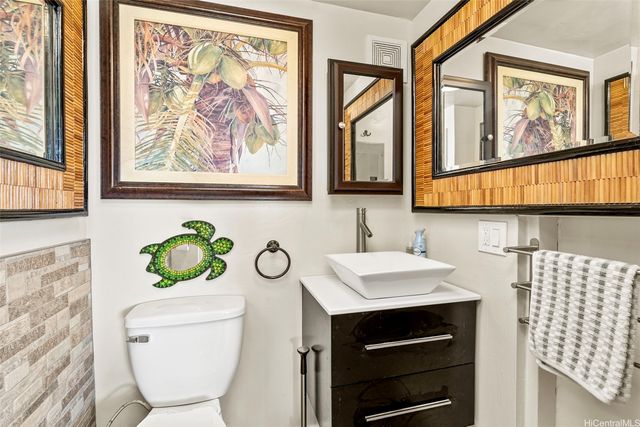 87-561 Farrington Highway 102, Waianae, HI 96792