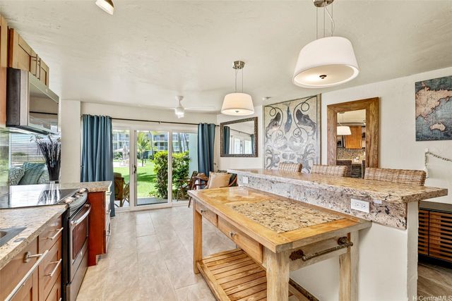 87-561 Farrington Highway 102, Waianae, HI 96792