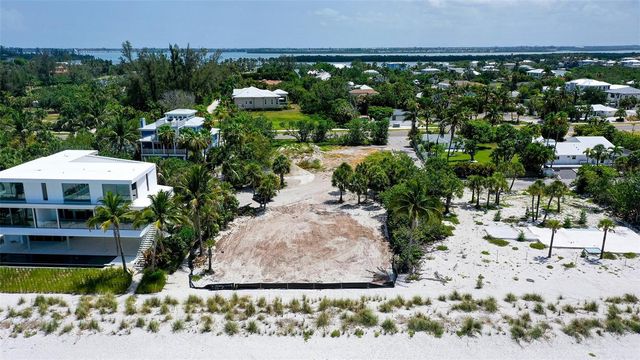 6601 GULFSIDE ROAD, Longboat Key, FL 34228