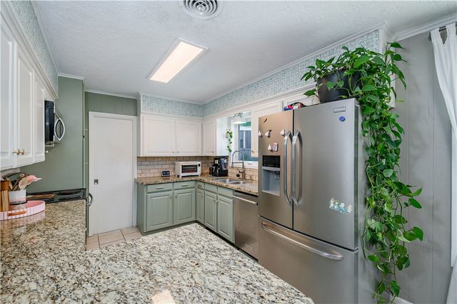 3506 Tanglewood Drive, Bryan, TX 77802