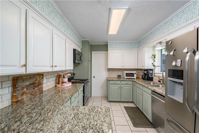 3506 Tanglewood Drive, Bryan, TX 77802