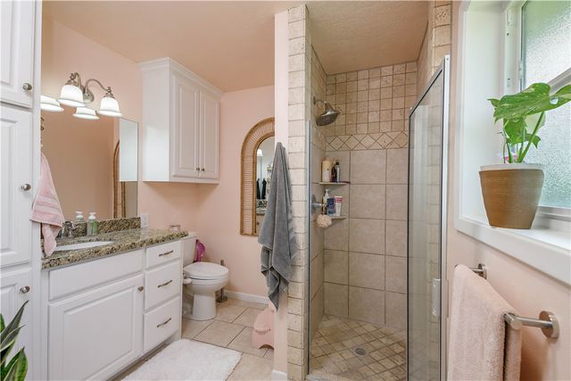 3506 Tanglewood Drive, Bryan, TX 77802