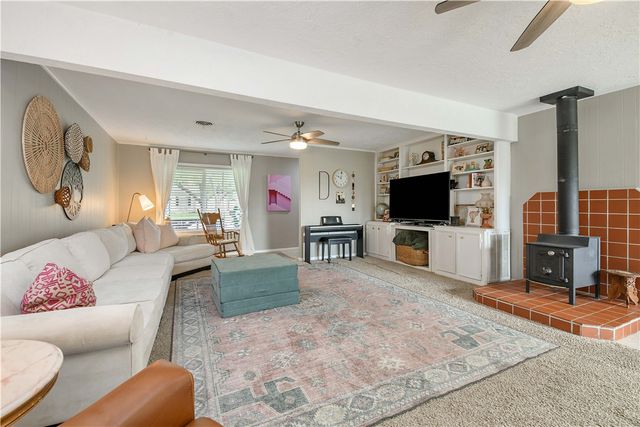 3506 Tanglewood Drive, Bryan, TX 77802