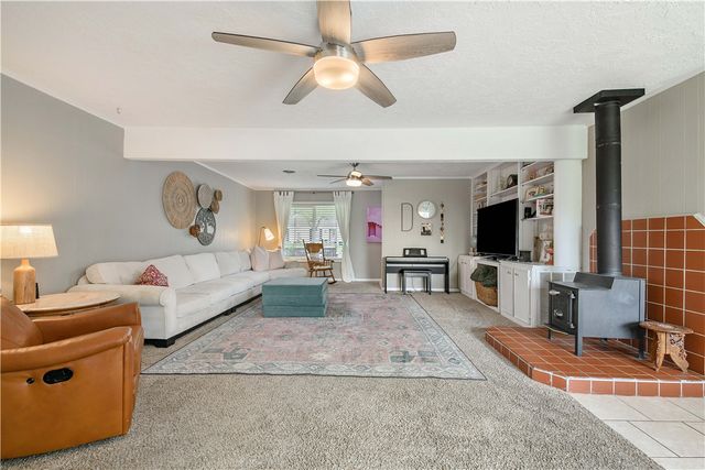 3506 Tanglewood Drive, Bryan, TX 77802