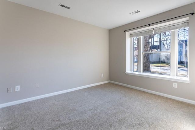 217 Seasons TRL, Newport News, VA 23602