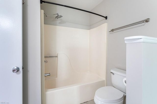 217 Seasons TRL, Newport News, VA 23602