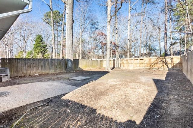 217 Seasons TRL, Newport News, VA 23602