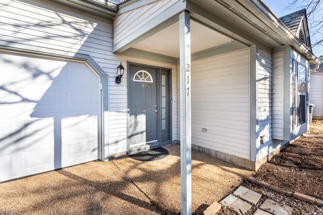 217 Seasons TRL, Newport News, VA 23602