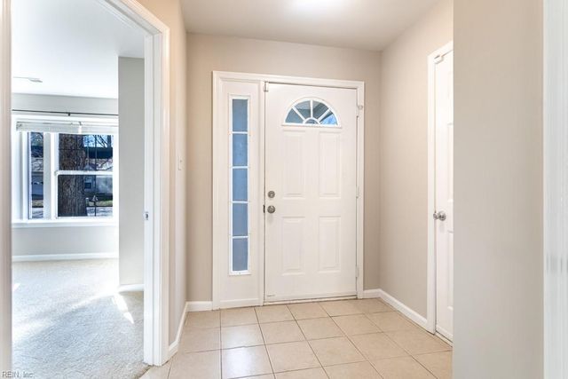 217 Seasons TRL, Newport News, VA 23602