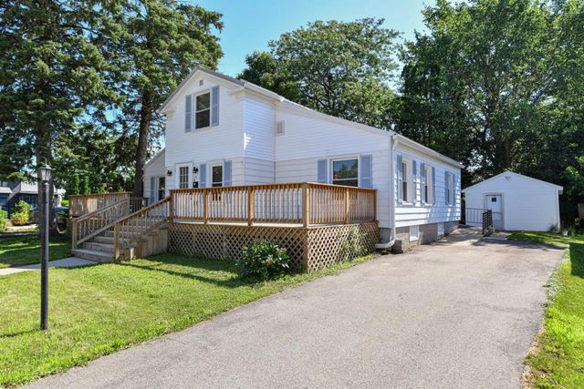 129 S Third STREET, Delavan, WI 53115