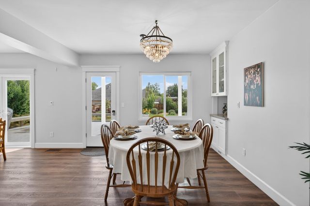 1500 Mission Ave, Carmichael, CA 95608