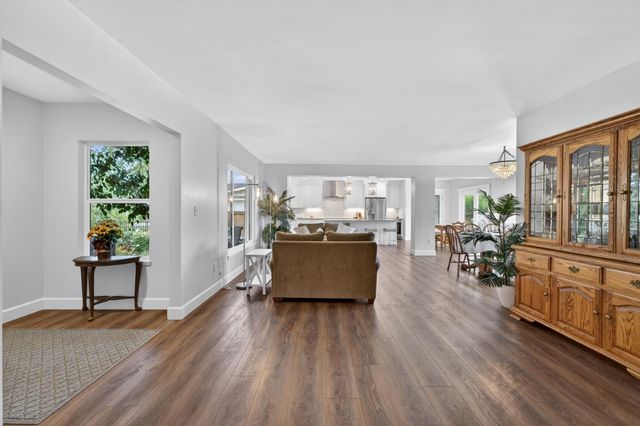 1500 Mission Ave, Carmichael, CA 95608