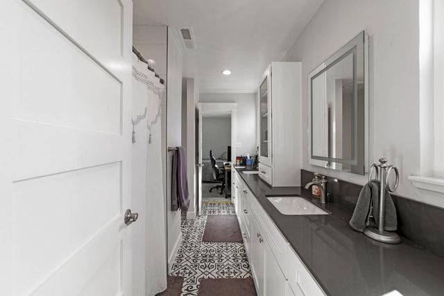1500 Mission Ave, Carmichael, CA 95608