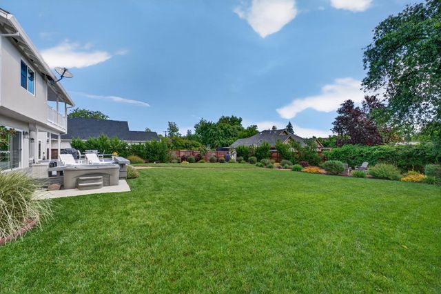 1500 Mission Ave, Carmichael, CA 95608