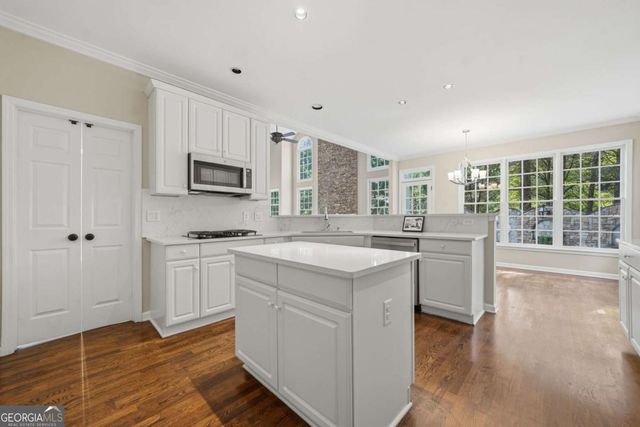 3001 Towneside Lane, Woodstock, GA 30189
