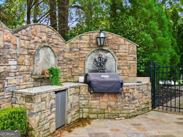 3001 Towneside Lane, Woodstock, GA 30189