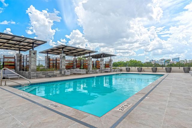 1701 Hermann Drive 14B, Houston, TX 77004