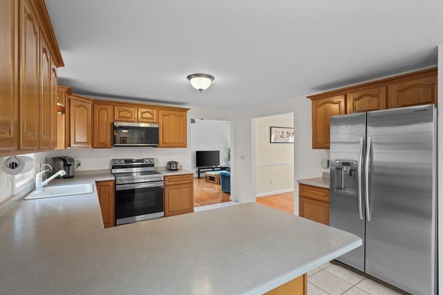 1 Ballard, Salem, NH 03079