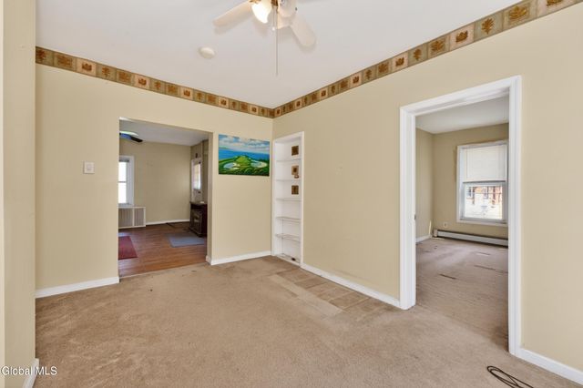 28 Mohawk Avenue, Waterford, NY 12188