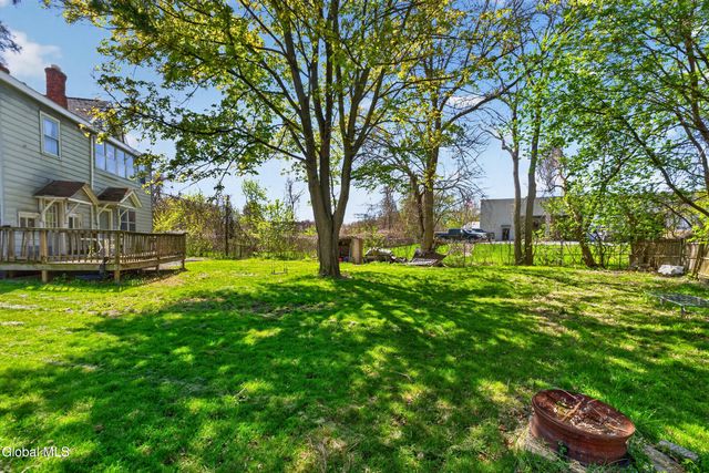 28 Mohawk Avenue, Waterford, NY 12188