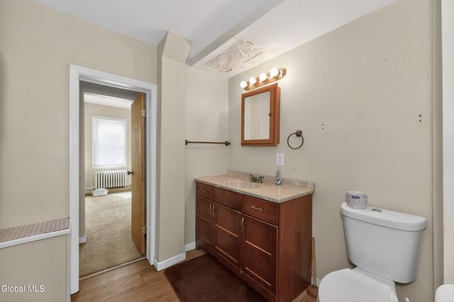 28 Mohawk Avenue, Waterford, NY 12188