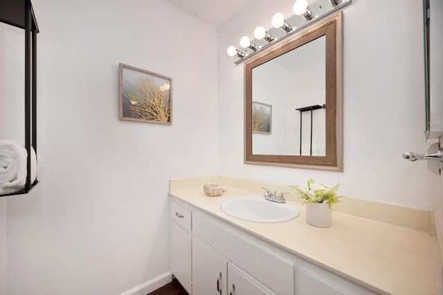 10849 Coloma Rd #2, Rancho Cordova, CA 95670