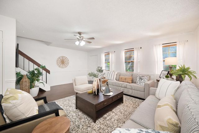 10849 Coloma Rd #2, Rancho Cordova, CA 95670