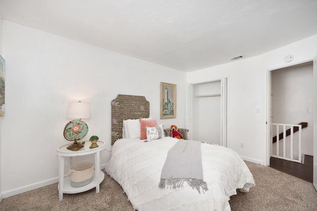 10849 Coloma Rd #2, Rancho Cordova, CA 95670