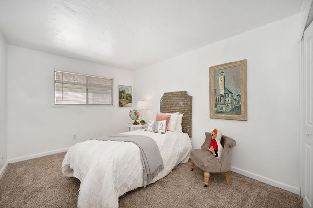10849 Coloma Rd #2, Rancho Cordova, CA 95670