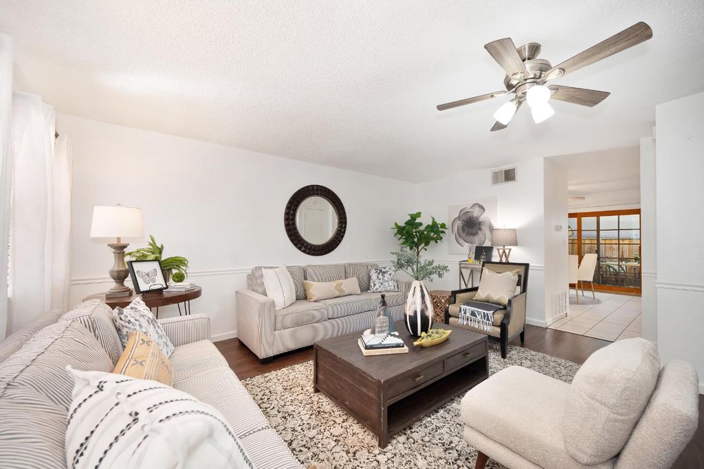 10849 Coloma Rd #2, Rancho Cordova, CA 95670