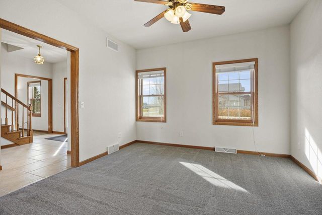 3026 Saddle Brooke Trail, Sun Prairie, WI 53590