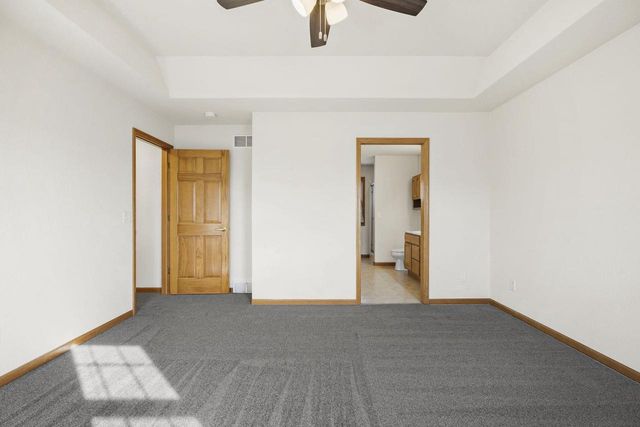 3026 Saddle Brooke Trail, Sun Prairie, WI 53590