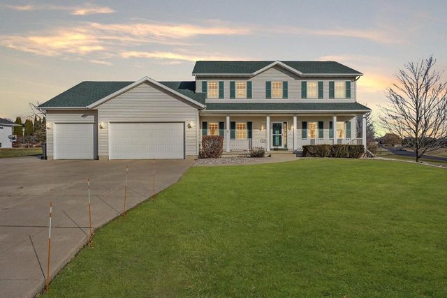 3026 Saddle Brooke Trail, Sun Prairie, WI 53590