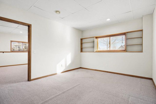 3026 Saddle Brooke Trail, Sun Prairie, WI 53590