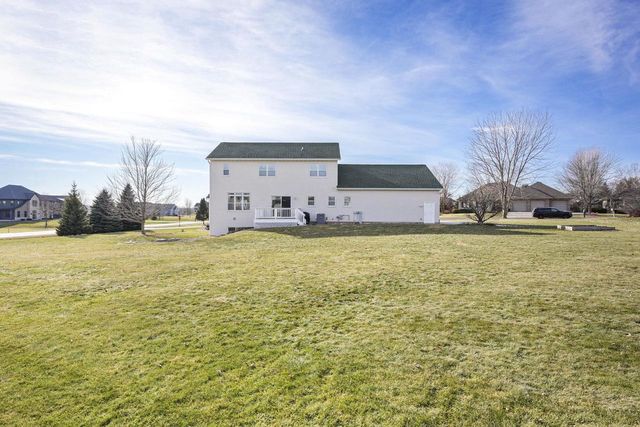 3026 Saddle Brooke Trail, Sun Prairie, WI 53590