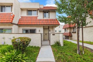 17955 River Circle 4, Canyon Country, CA 91387