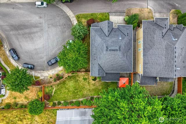 1001 S 38th Court, Renton, WA 98055