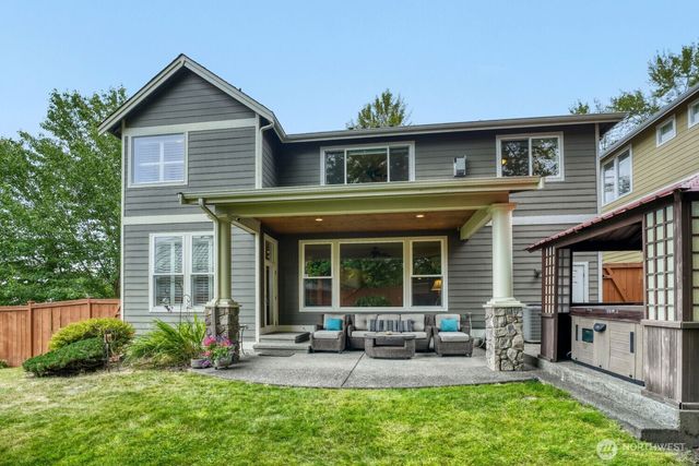 1001 S 38th Court, Renton, WA 98055