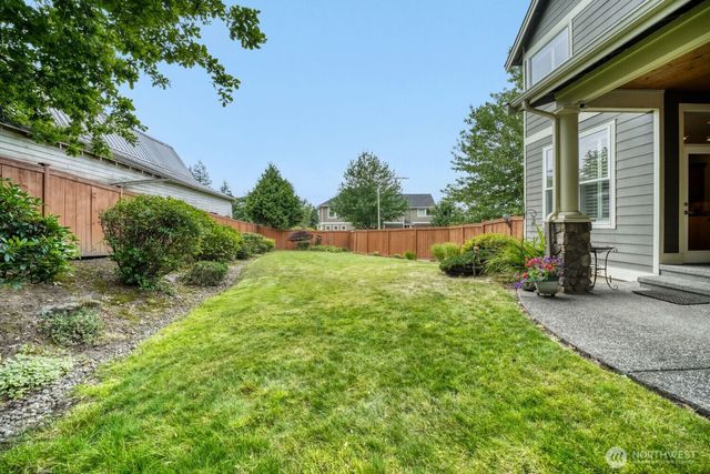 1001 S 38th Court, Renton, WA 98055