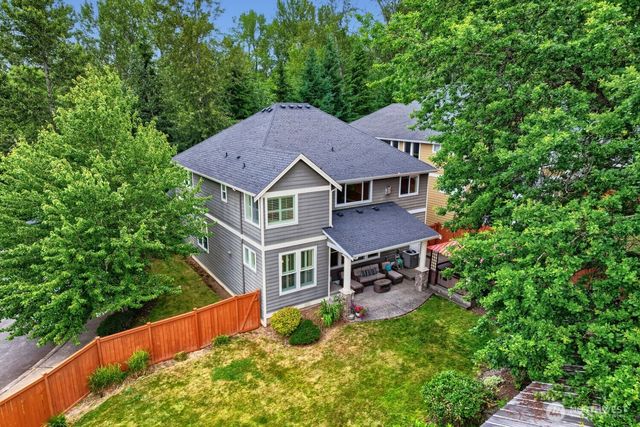 1001 S 38th Court, Renton, WA 98055